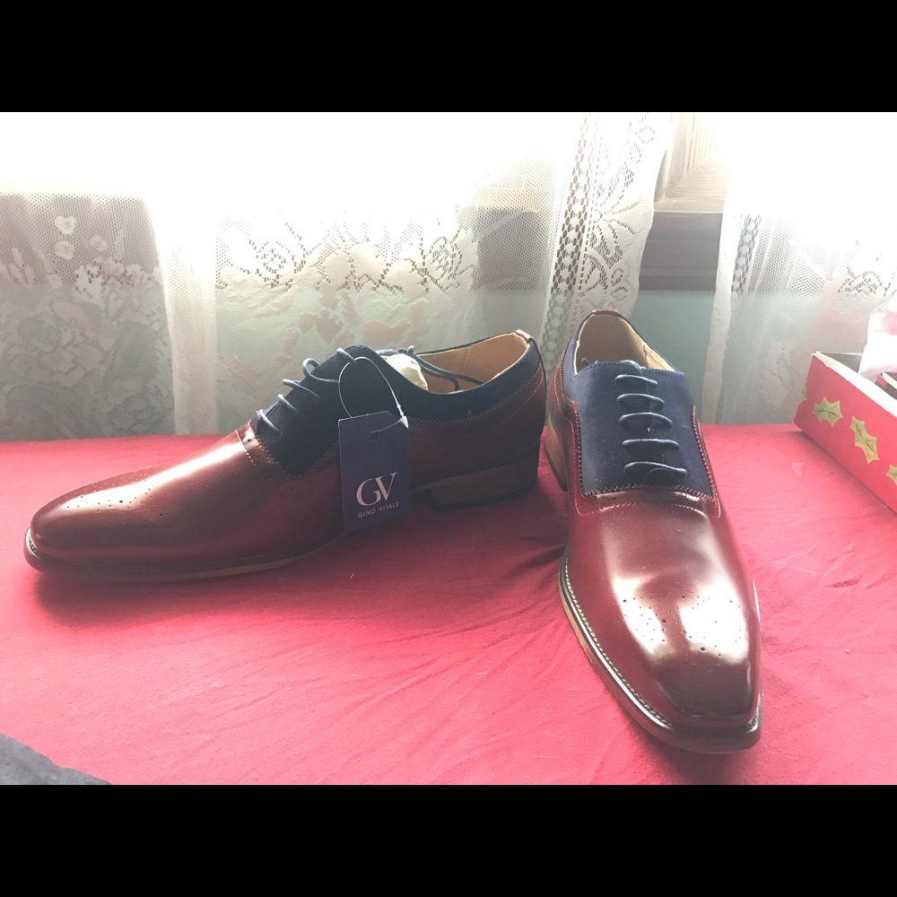 Men’s two tone dress shoes wine/navy size 13